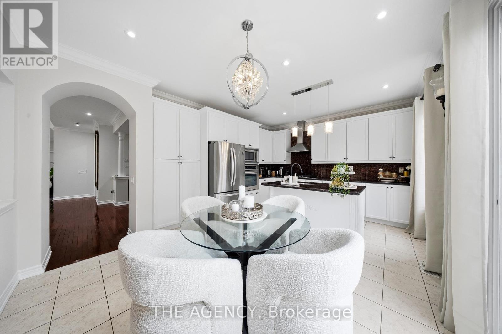 36 Zoran Lane, Vaughan, Ontario  L6A 4G1 - Photo 18 - N13048636