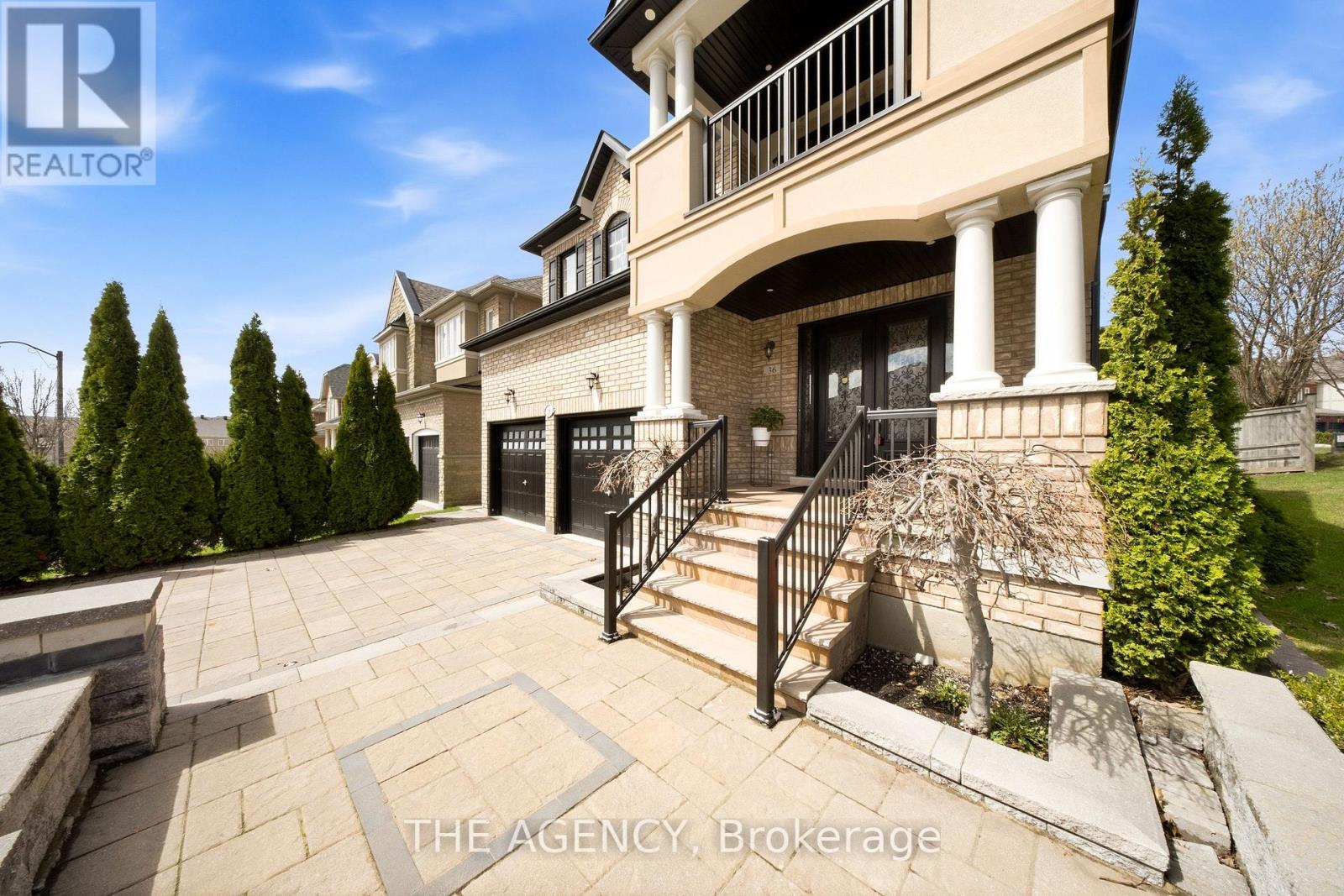36 Zoran Lane, Vaughan, Ontario  L6A 4G1 - Photo 4 - N13048636