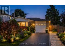 9 GLAMIS PLACE, Markham, Ontario