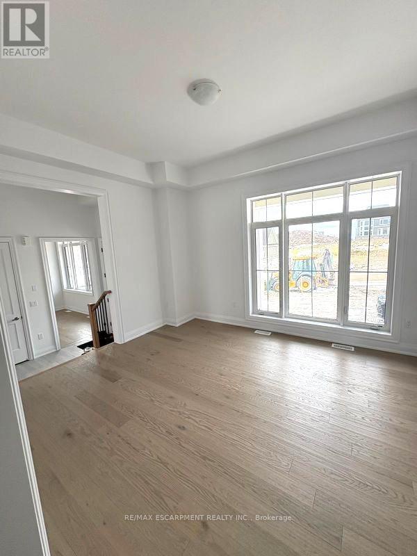 3 Pinetree Drive, Oro-Medonte, Ontario  L0L 2L0 - Photo 3 - S13048682