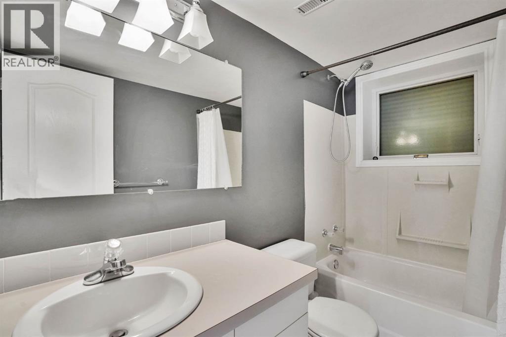 436 Huntley Way Ne, Calgary, Alberta  T2K 4Z8 - Photo 27 - A2305488