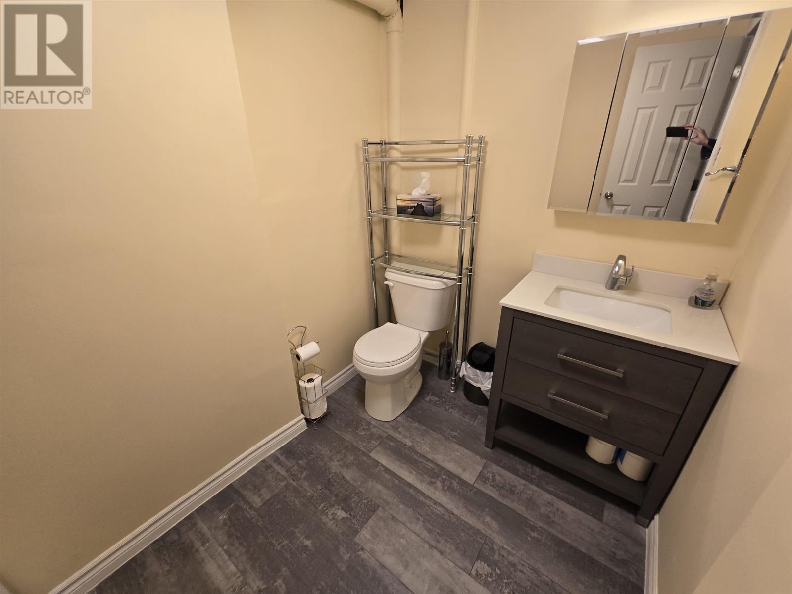 124 Hergott Ave, Elliot Lake, Ontario  P5A 3B3 - Photo 13 - SM260789