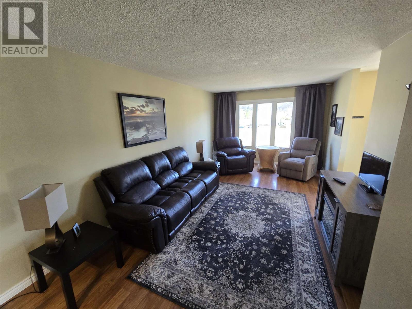 124 Hergott Ave, Elliot Lake, Ontario  P5A 3B3 - Photo 5 - SM260789