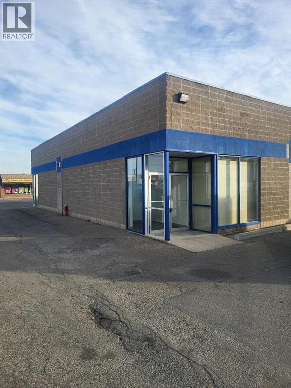 1276 3 Avenue S, Lethbridge, Alberta  T1J 0J9 - Photo 1 - A2284505