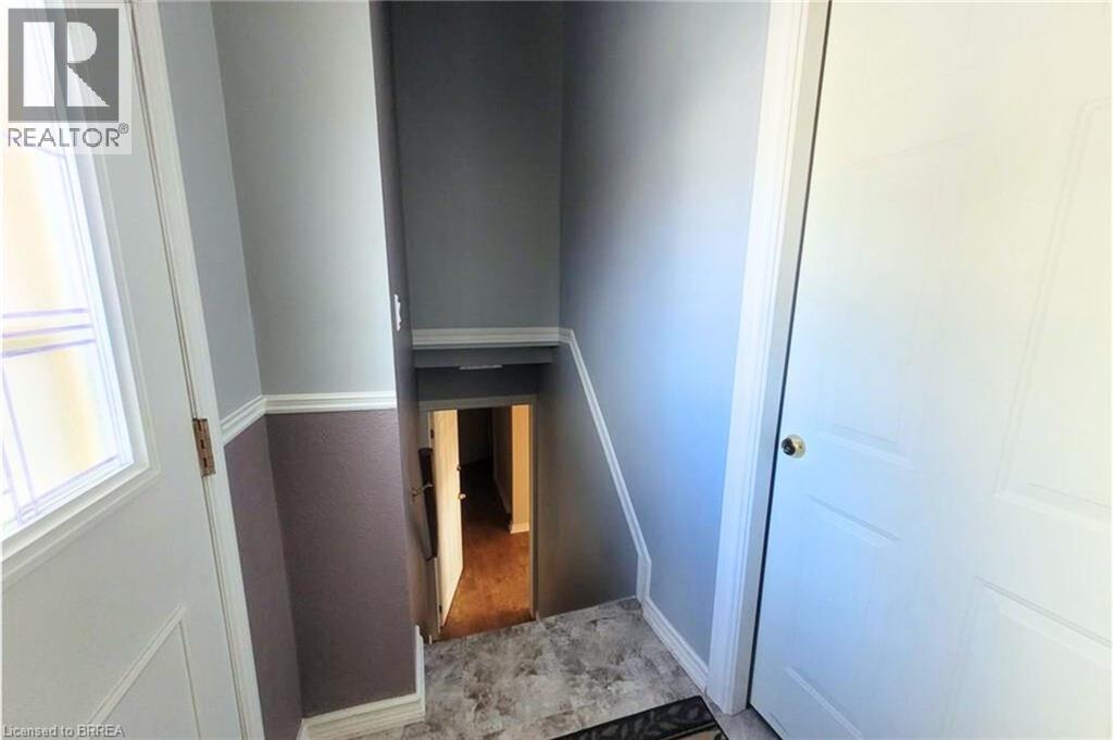 34 Sympatica Crescent Unit# Lower, Brantford, Ontario  N3P 1G4 - Photo 4 - 40803182