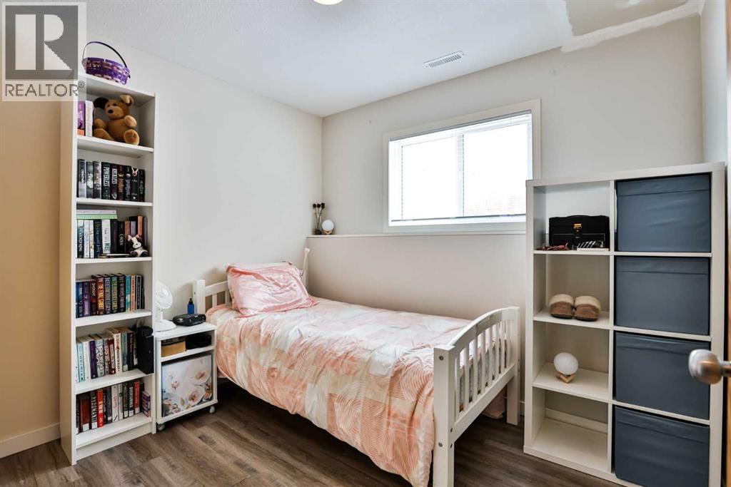 47 Highlands Place W, Lethbridge, Alberta  T1J 4Y3 - Photo 10 - A2302093