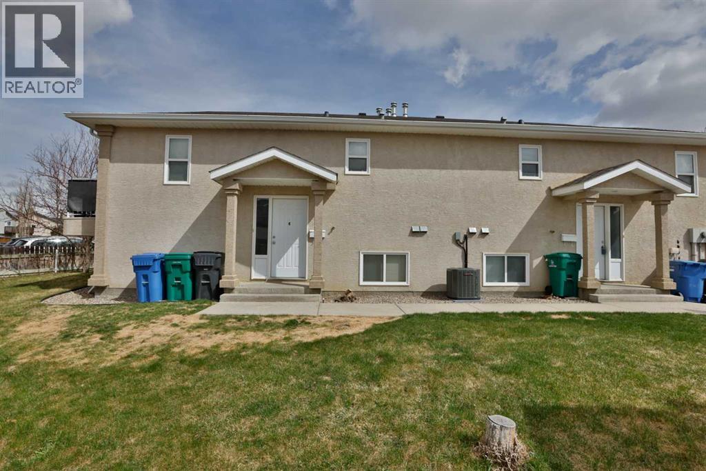47 Highlands Place W, Lethbridge, Alberta  T1J 4Y3 - Photo 4 - A2302093