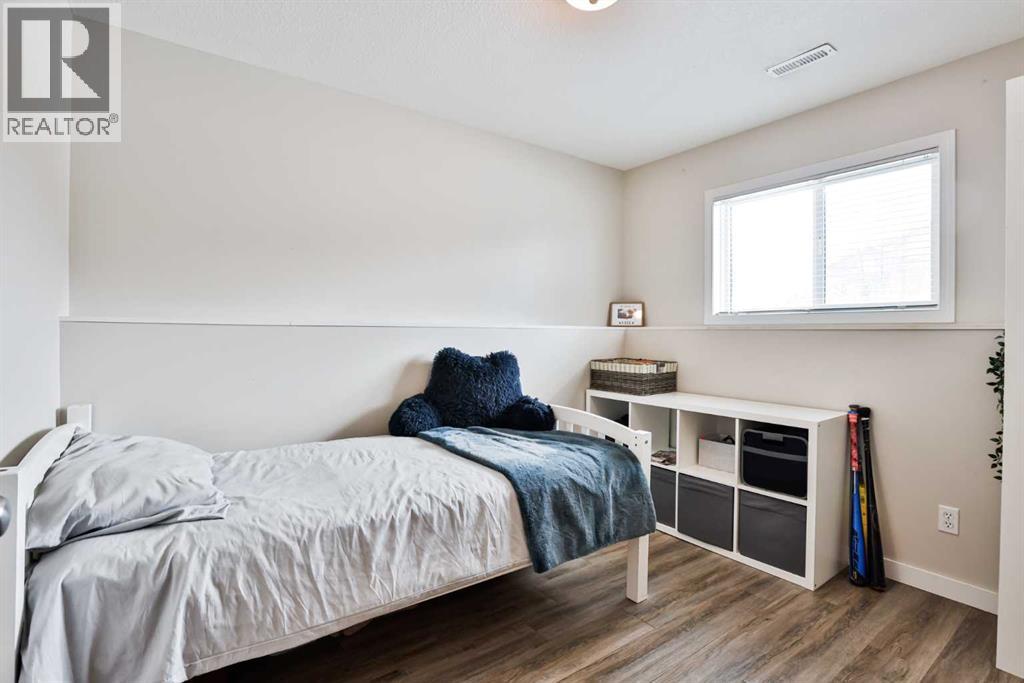 47 Highlands Place W, Lethbridge, Alberta  T1J 4Y3 - Photo 8 - A2302093