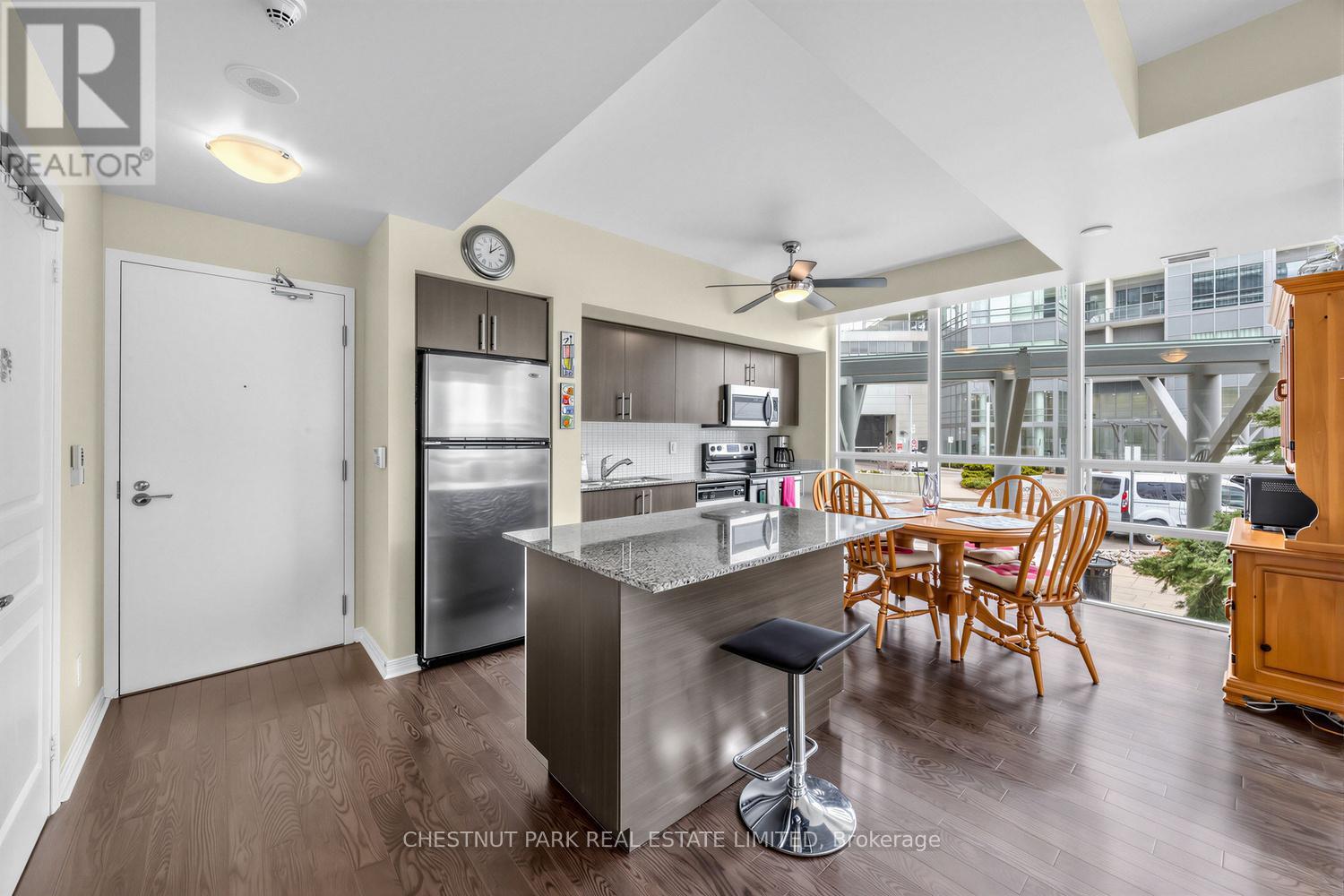 Th 101 - 15 Legion Road, Toronto, Ontario  M8V 0A9 - Photo 10 - W13048644