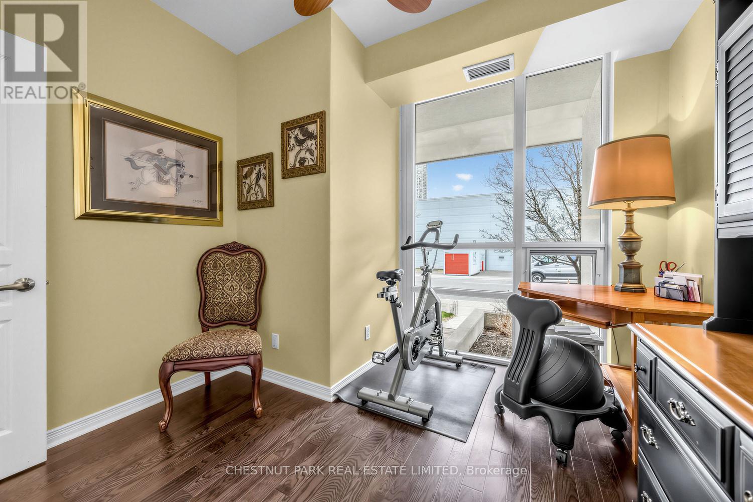 Th 101 - 15 Legion Road, Toronto, Ontario  M8V 0A9 - Photo 15 - W13048644