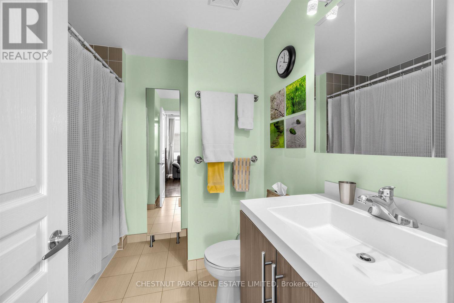 Th 101 - 15 Legion Road, Toronto, Ontario  M8V 0A9 - Photo 20 - W13048644