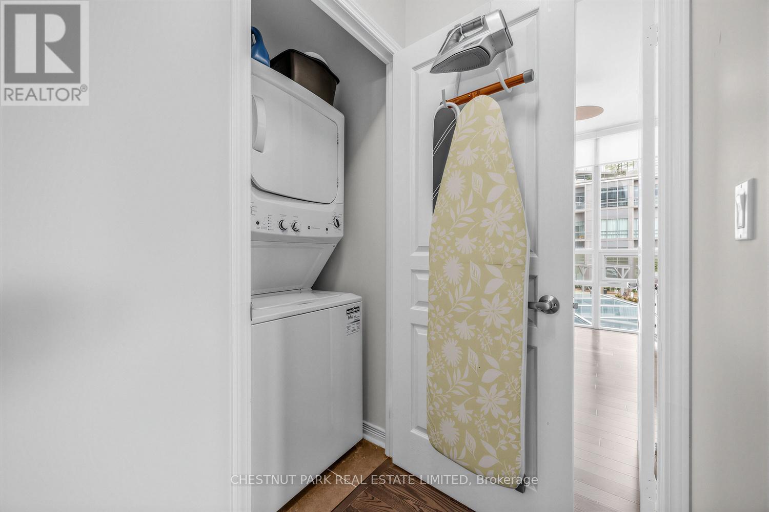 Th 101 - 15 Legion Road, Toronto, Ontario  M8V 0A9 - Photo 24 - W13048644