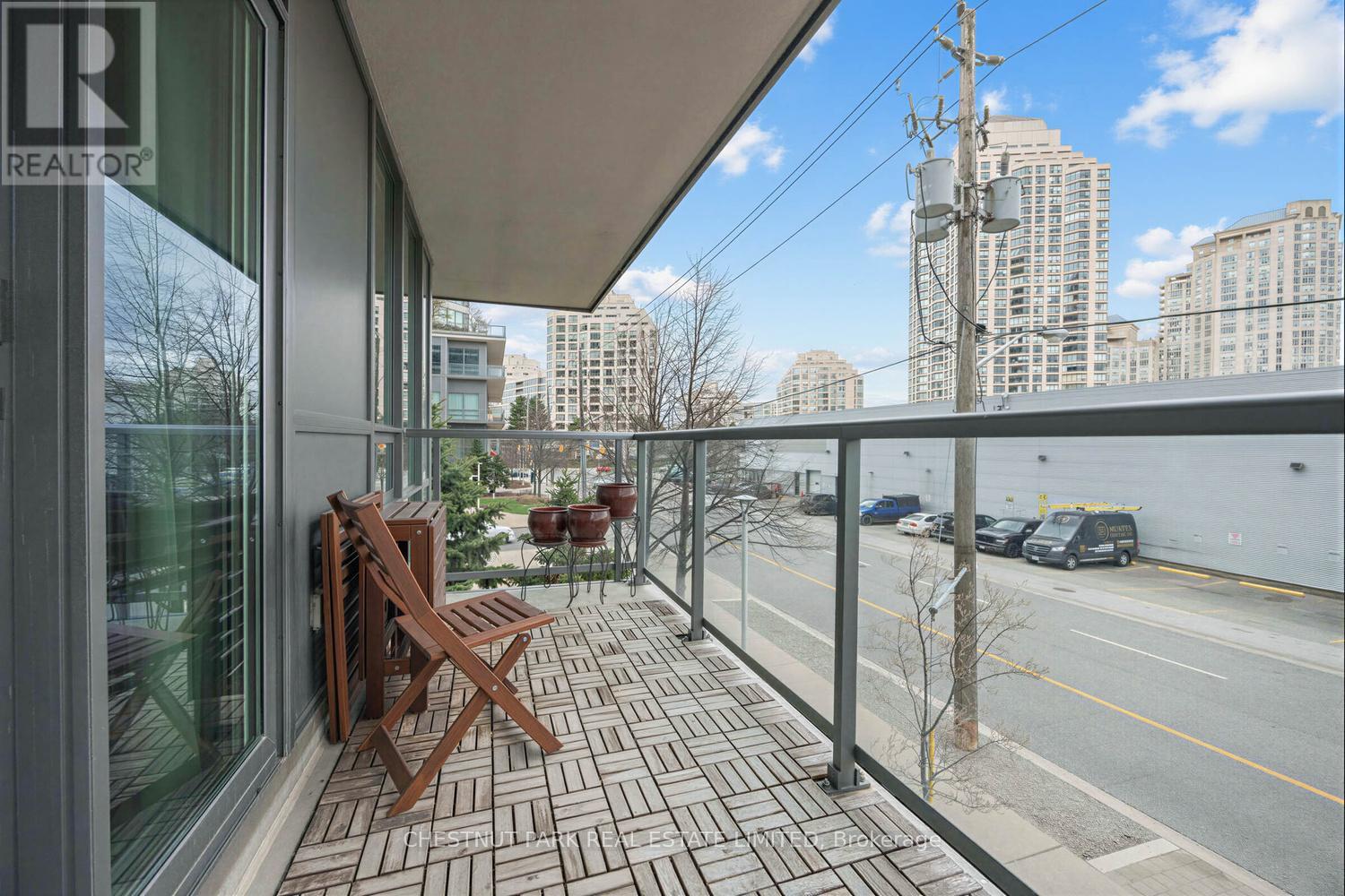 Th 101 - 15 Legion Road, Toronto, Ontario  M8V 0A9 - Photo 26 - W13048644