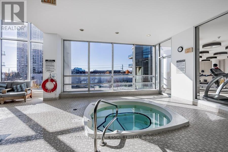 Th 101 - 15 Legion Road, Toronto, Ontario  M8V 0A9 - Photo 31 - W13048644