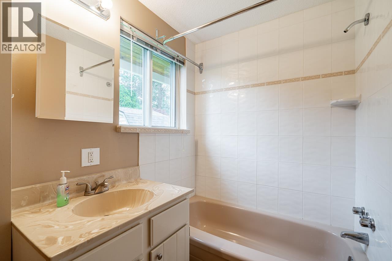 605 Waterloo Drive, Port Moody, British Columbia  V3H 3K9 - Photo 28 - R3115963