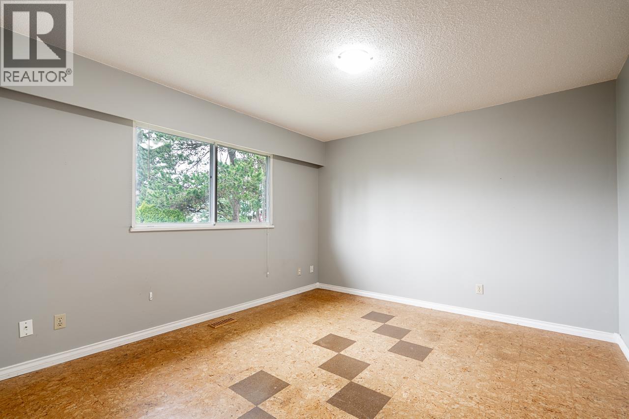 605 Waterloo Drive, Port Moody, British Columbia  V3H 3K9 - Photo 12 - R3115963