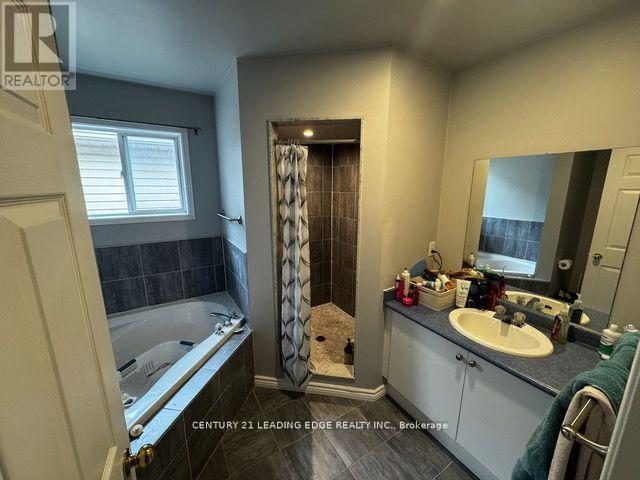 497 Nottingham Crescent, Oshawa, Ontario  L1K 2V6 - Photo 18 - E13046810