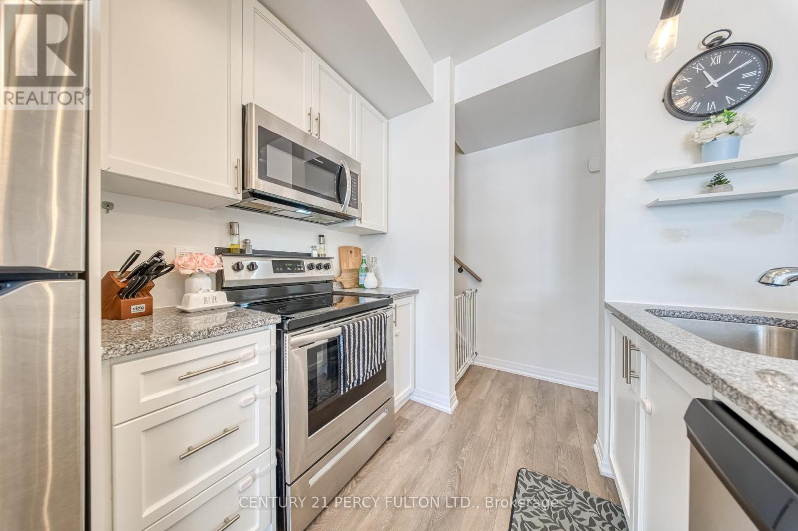 604 - 2635 William Jackson Drive, Pickering, Ontario  L1X 0L3 - Photo 8 - E13048096