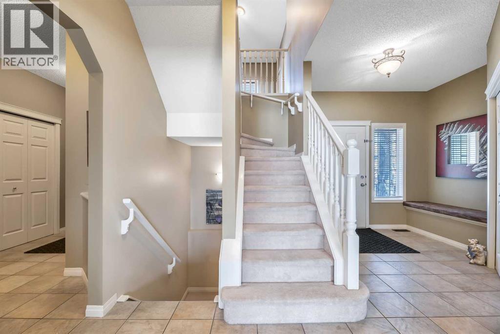 28 Chapman Court Se, Calgary, Alberta  T2X 3S8 - Photo 12 - A2303471