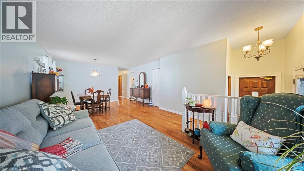 6442 Taylor Street, Niagara Falls, Ontario  L2G 2G1 - Photo 7 - 40822908