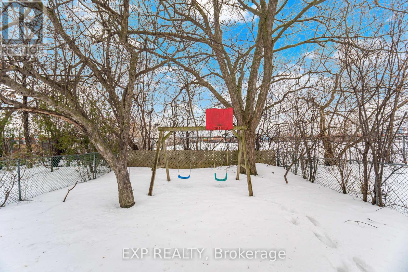 107 Archdekin Drive, Brampton, Ontario  L6V 1Y8 - Photo 40 - W13033086