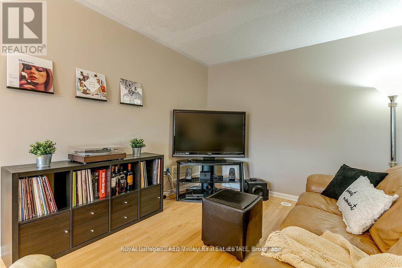 888 Fowles Court, Milton, Ontario  L9T 0Z8 - Photo 17 - W13048974