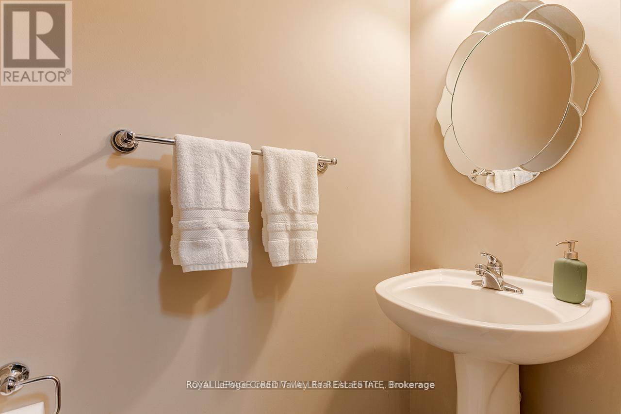 888 Fowles Court, Milton, Ontario  L9T 0Z8 - Photo 19 - W13048974