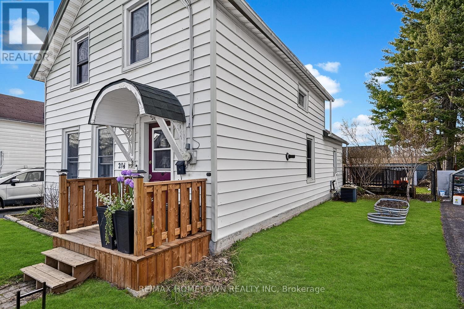 204 Wood Street E, Prescott, Ontario  K0E 1T0 - Photo 3 - X13048774