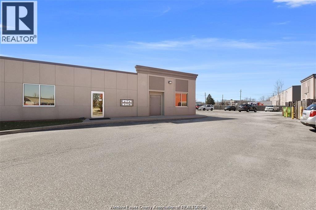 2215 Huron Church, Windsor, Ontario  N9C 2L8 - Photo 11 - 26009298