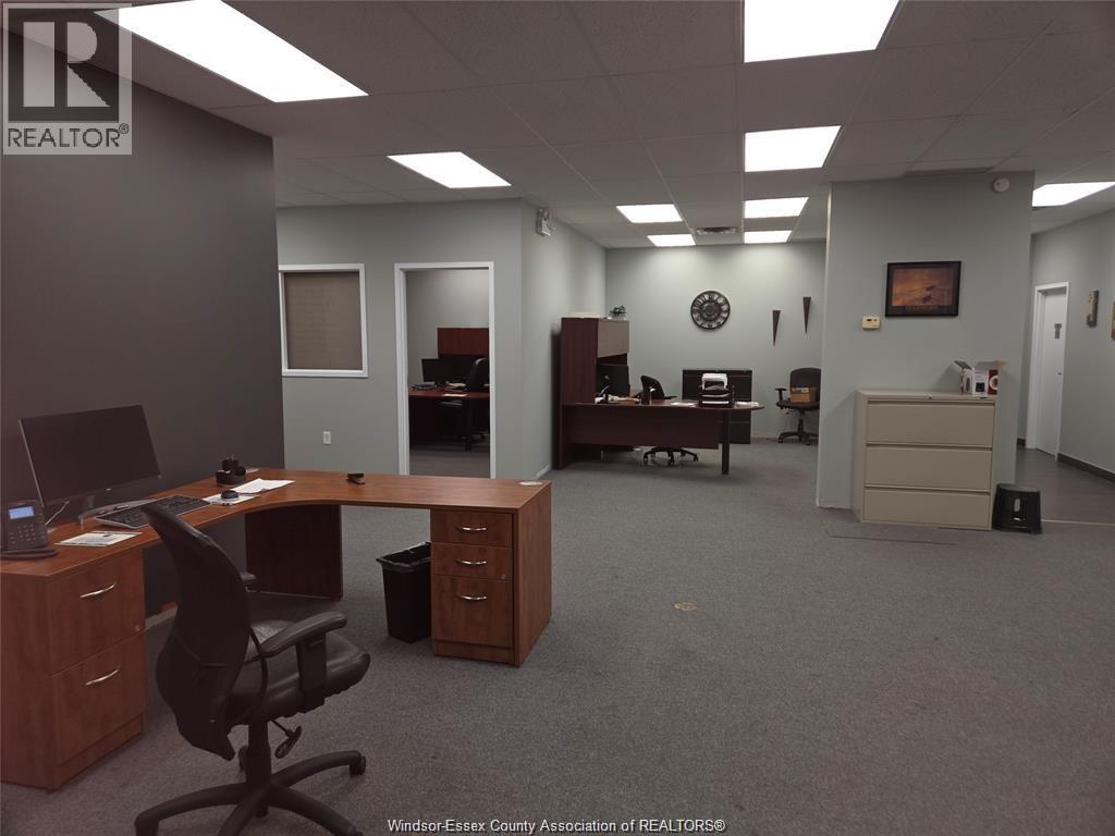 2215 Huron Church, Windsor, Ontario  N9C 2L8 - Photo 14 - 26009298