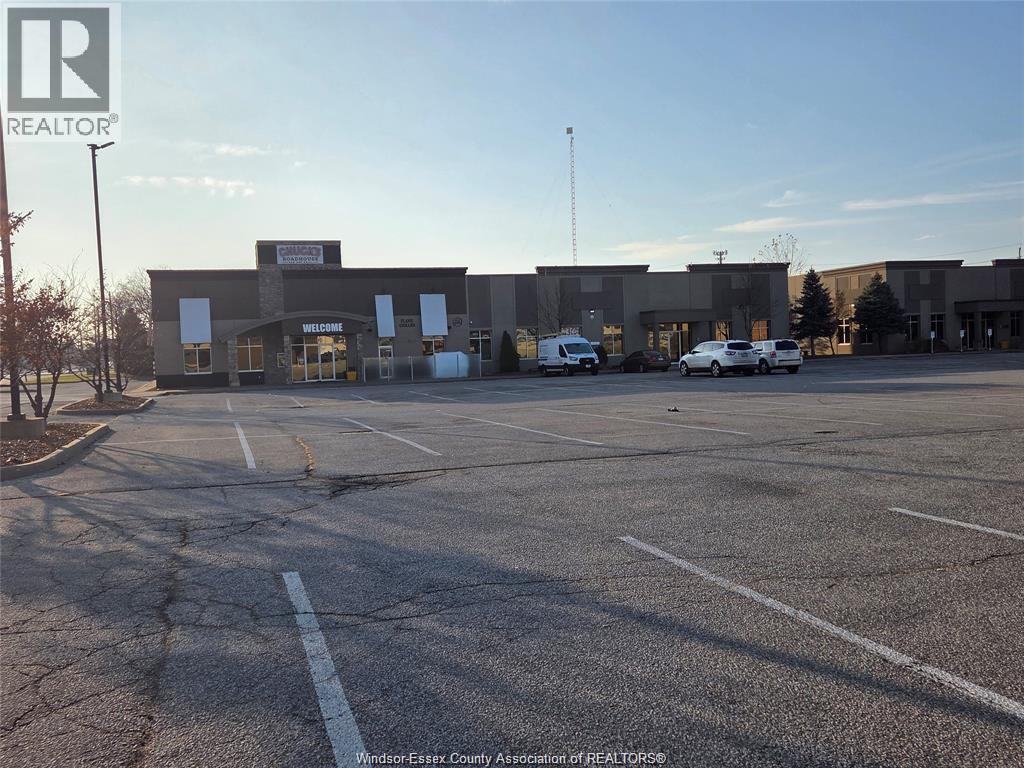 2215 Huron Church, Windsor, Ontario  N9C 2L8 - Photo 3 - 26009298