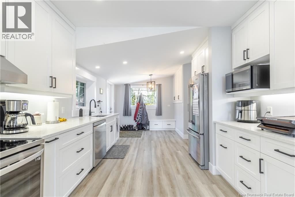 675 Smythe Street, Fredericton, New Brunswick  E3B 3G2 - Photo 17 - NB138039