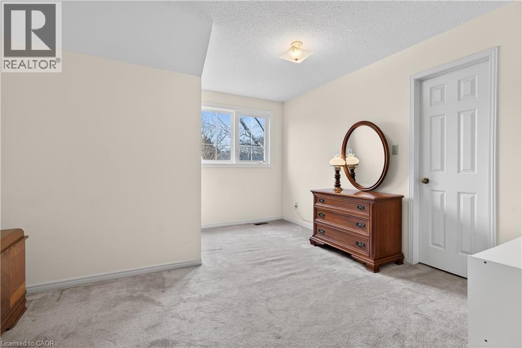 133 Central Avenue, Grimsby, Ontario  L3M 4Z3 - Photo 39 - 40813178