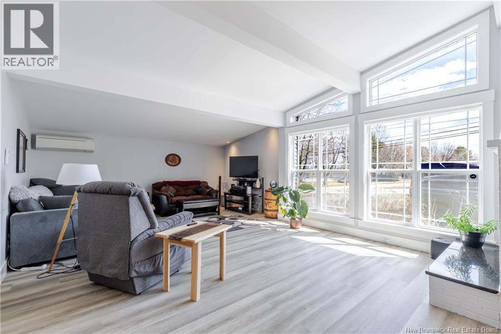 675 Smythe Street, Fredericton, New Brunswick  E3B 3G2 - Photo 7 - NB138039