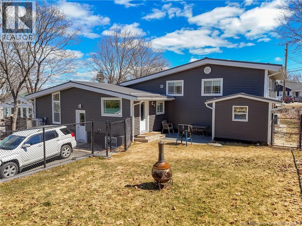 675 Smythe Street, Fredericton, New Brunswick  E3B 3G2 - Photo 4 - NB138039