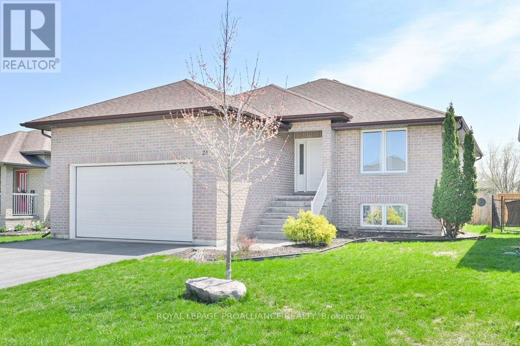 24 FREEDOM CRESCENT, Quinte West, Ontario