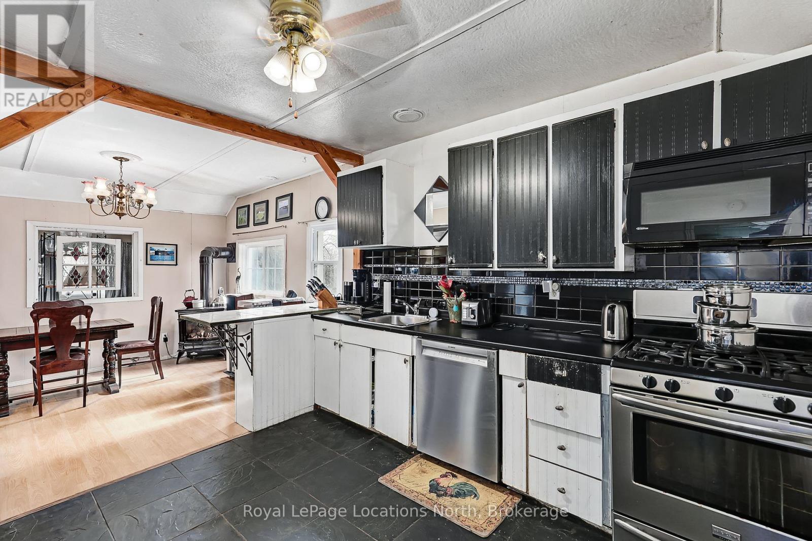 21 Eva Crescent, Collingwood, Ontario  L9Y 5R1 - Photo 17 - S13048972