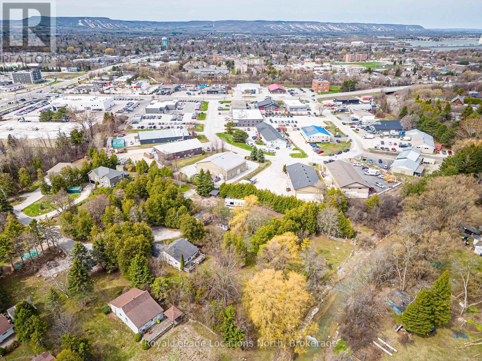 21 Eva Crescent, Collingwood, Ontario  L9Y 5R1 - Photo 37 - S13048972