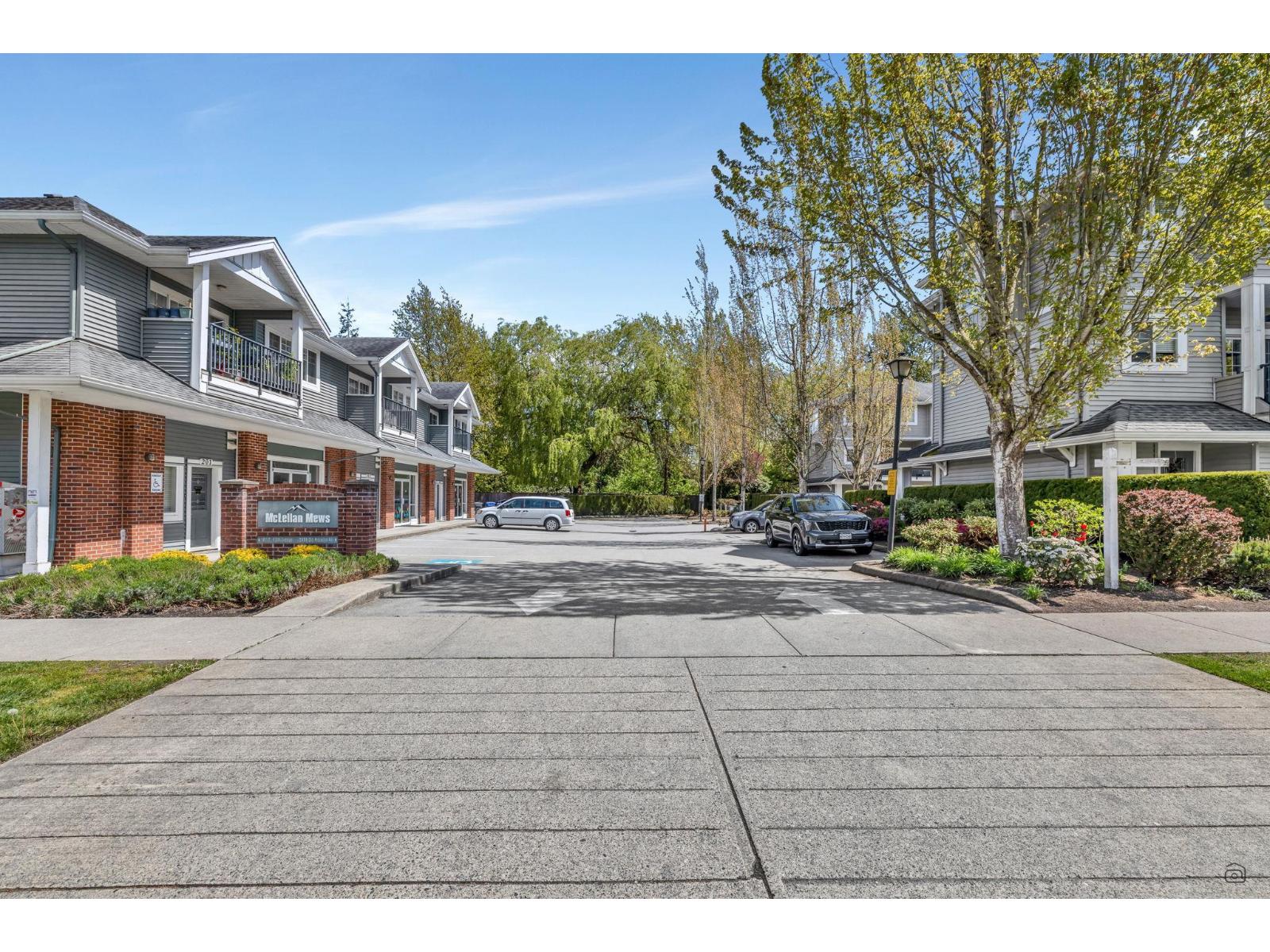 6 5988 OLD MCLELLAN RD ROAD, Surrey, British Columbia