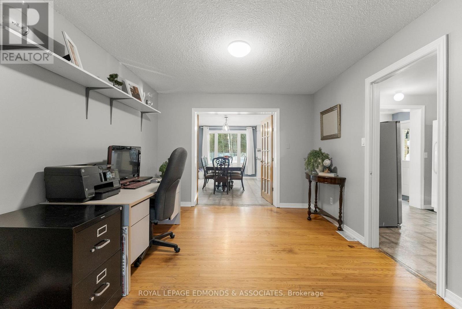 43 Lisa Crescent, Petawawa, Ontario  K8H 2Z8 - Photo 8 - X12845348