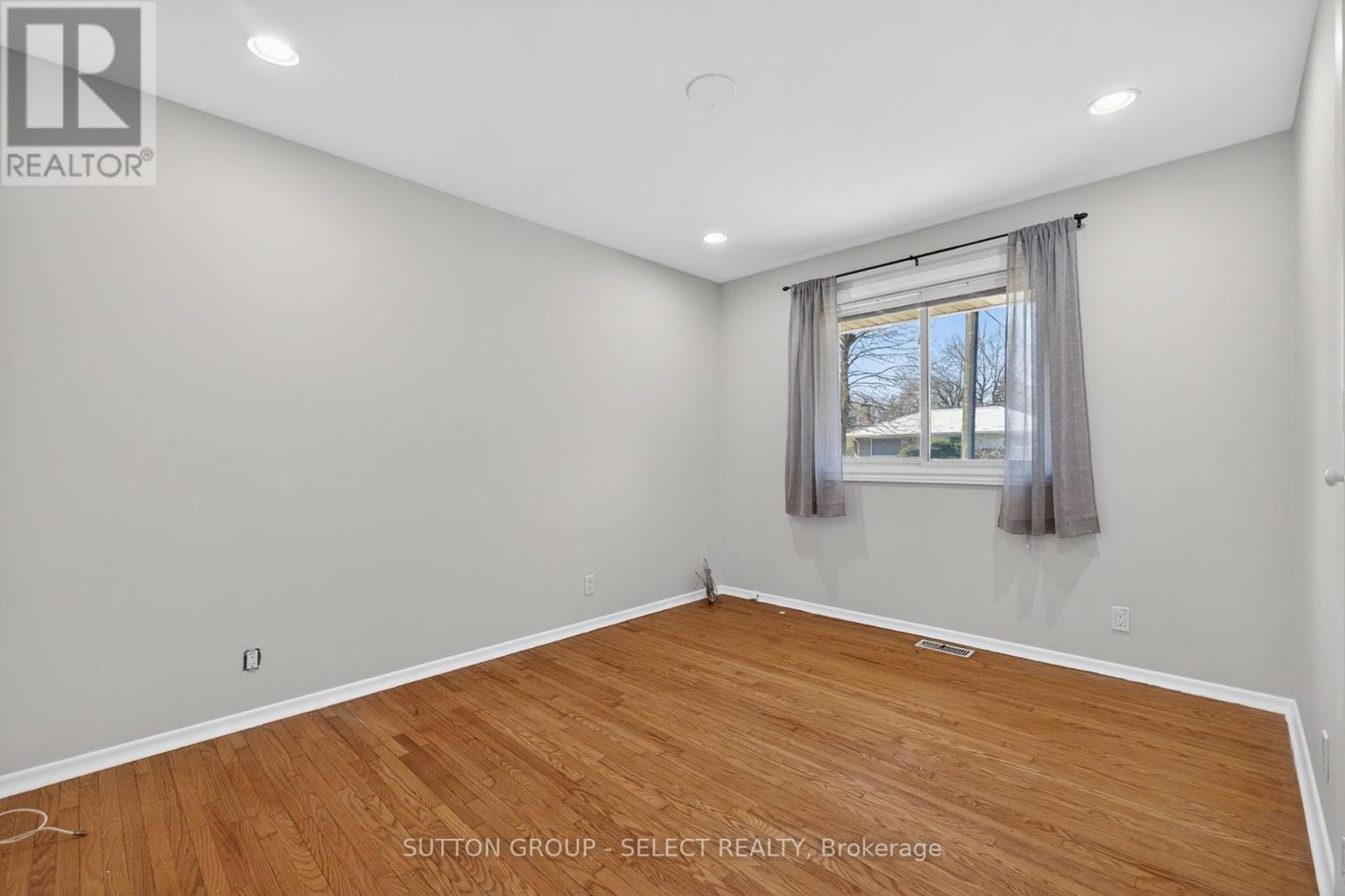 198 Arlington Crescent, London South, Ontario  N5Z 3E1 - Photo 15 - X13048874