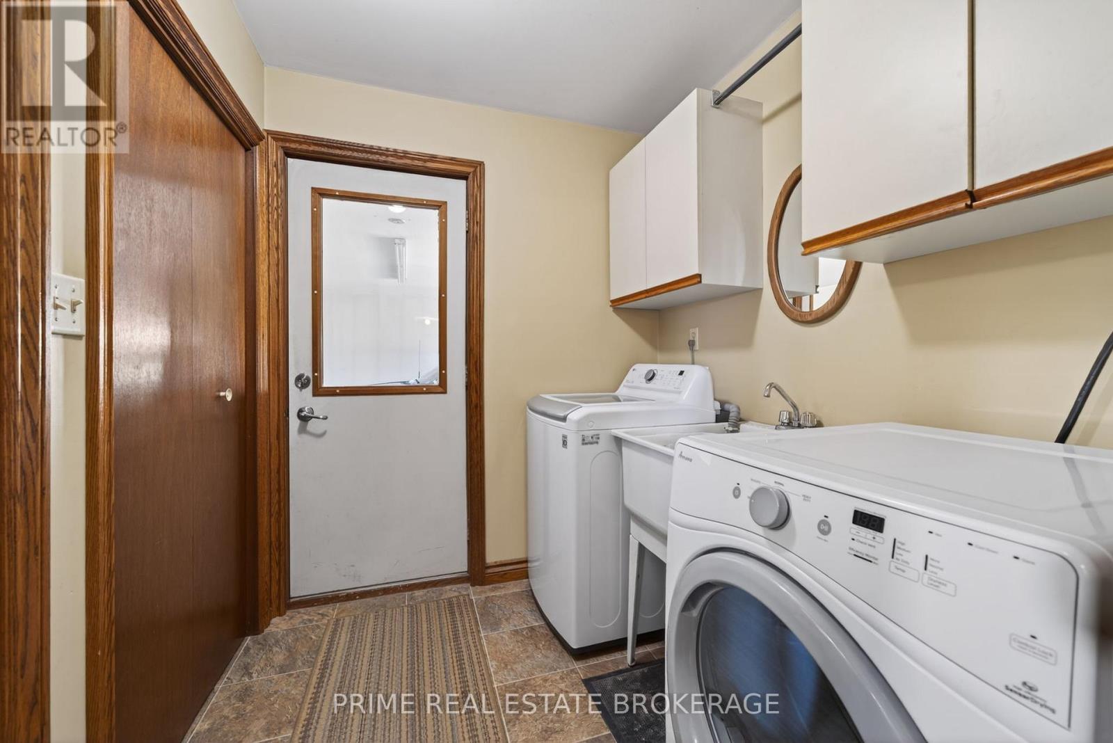 22403 Springfield Street, Southwest Middlesex, Ontario  N0L 1T0 - Photo 19 - X13048988