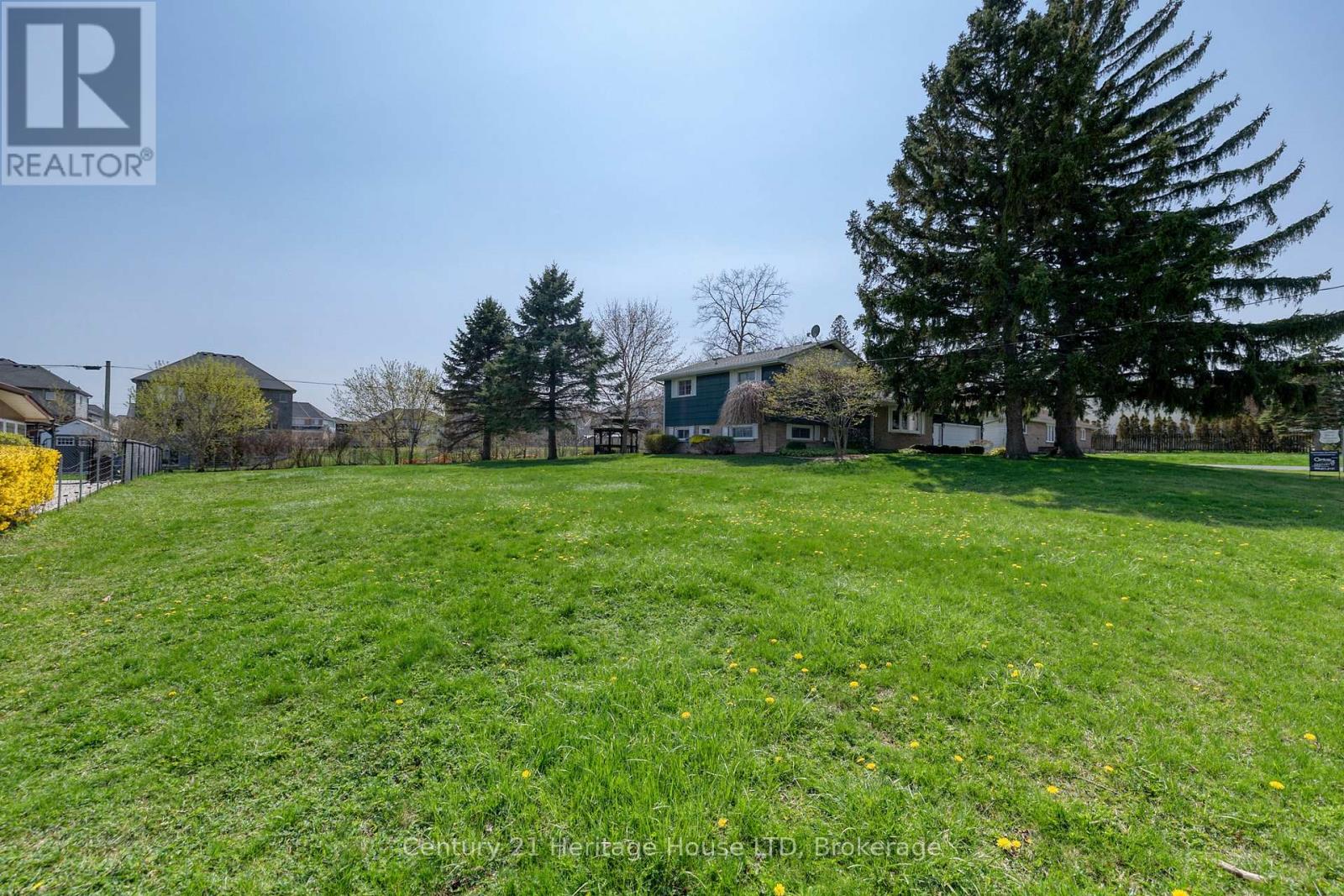 3651 Connection Drive, Fort Erie, Ontario  L0S 1N0 - Photo 25 - X13044760