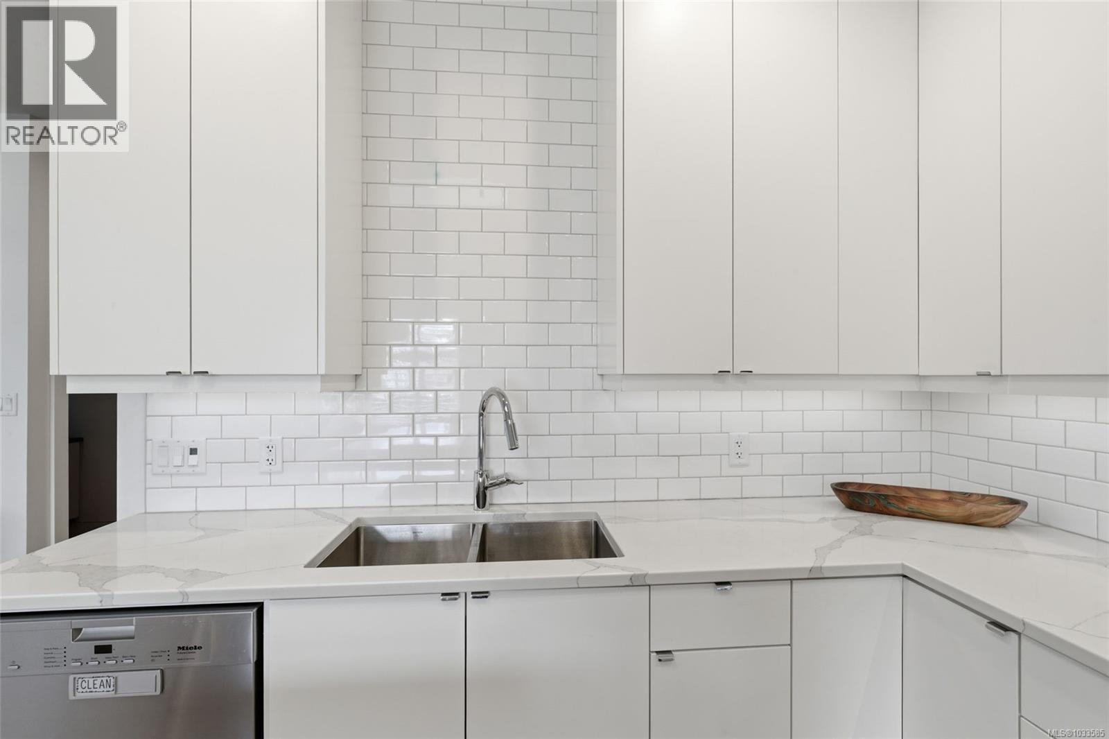 5804 Linley Valley Dr, Nanaimo, British Columbia  V9T 0G6 - Photo 14 - 1033585