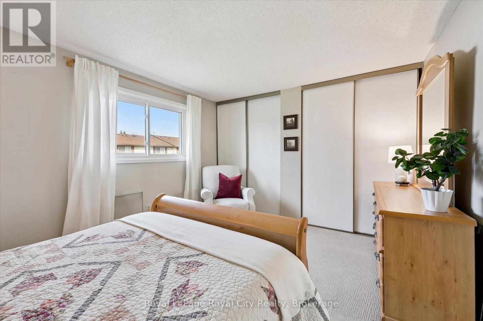 30 - 40 Silvercreek Parkway N, Guelph, Ontario  N1H 7X5 - Photo 28 - X13048710