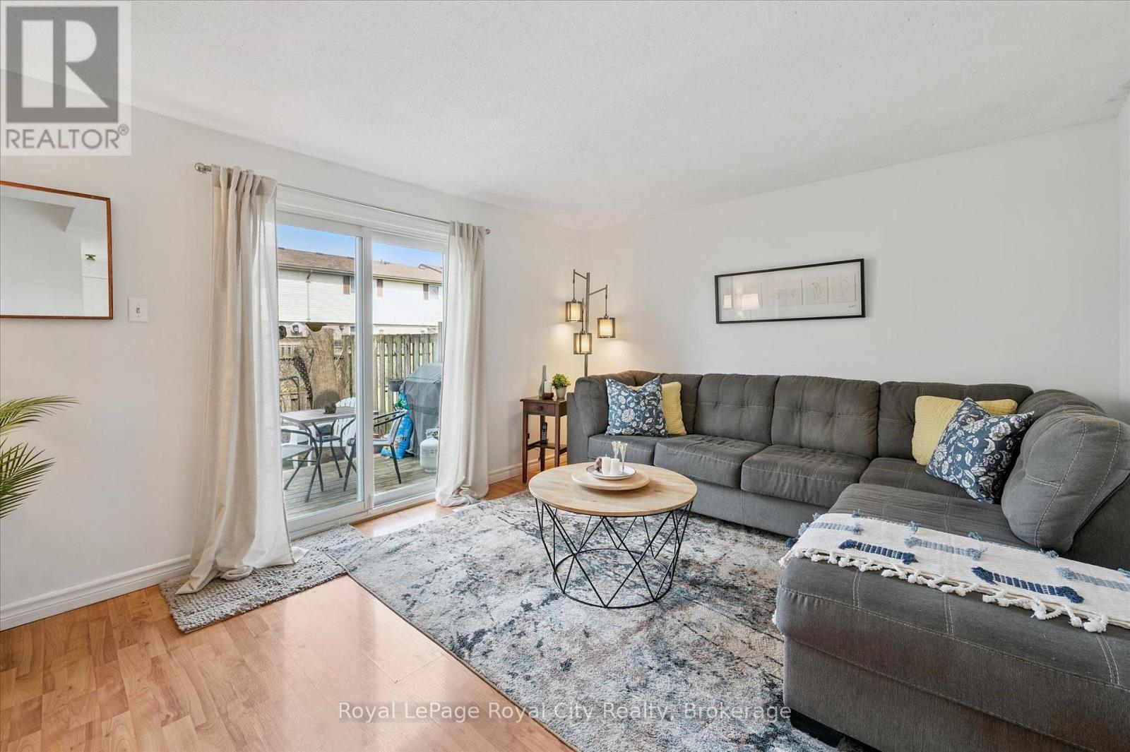 30 - 40 Silvercreek Parkway N, Guelph, Ontario  N1H 7X5 - Photo 8 - X13048710