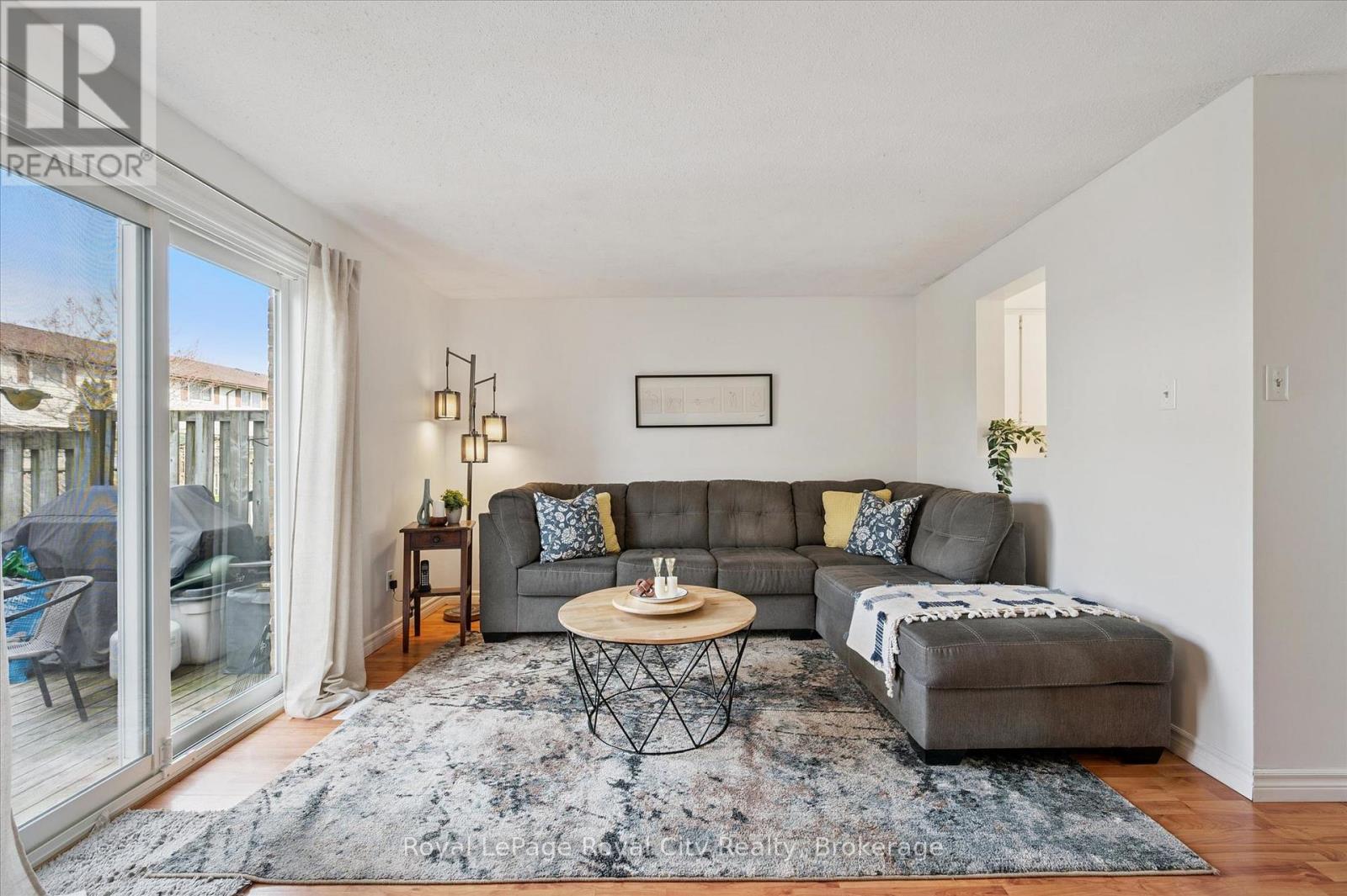 30 - 40 Silvercreek Parkway N, Guelph, Ontario  N1H 7X5 - Photo 9 - X13048710