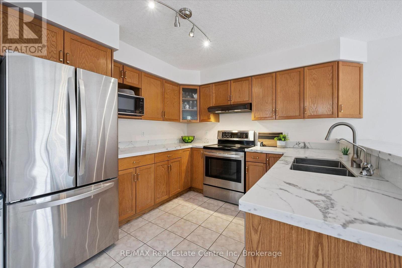 90 Marsh Crescent, Guelph, Ontario  N1L 1L4 - Photo 9 - X13048992