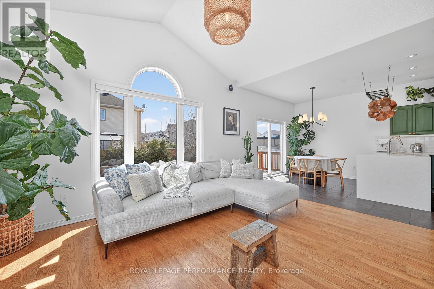 1665 Frenette Street, Ottawa, Ontario  K4A 4L4 - Photo 13 - X13049028