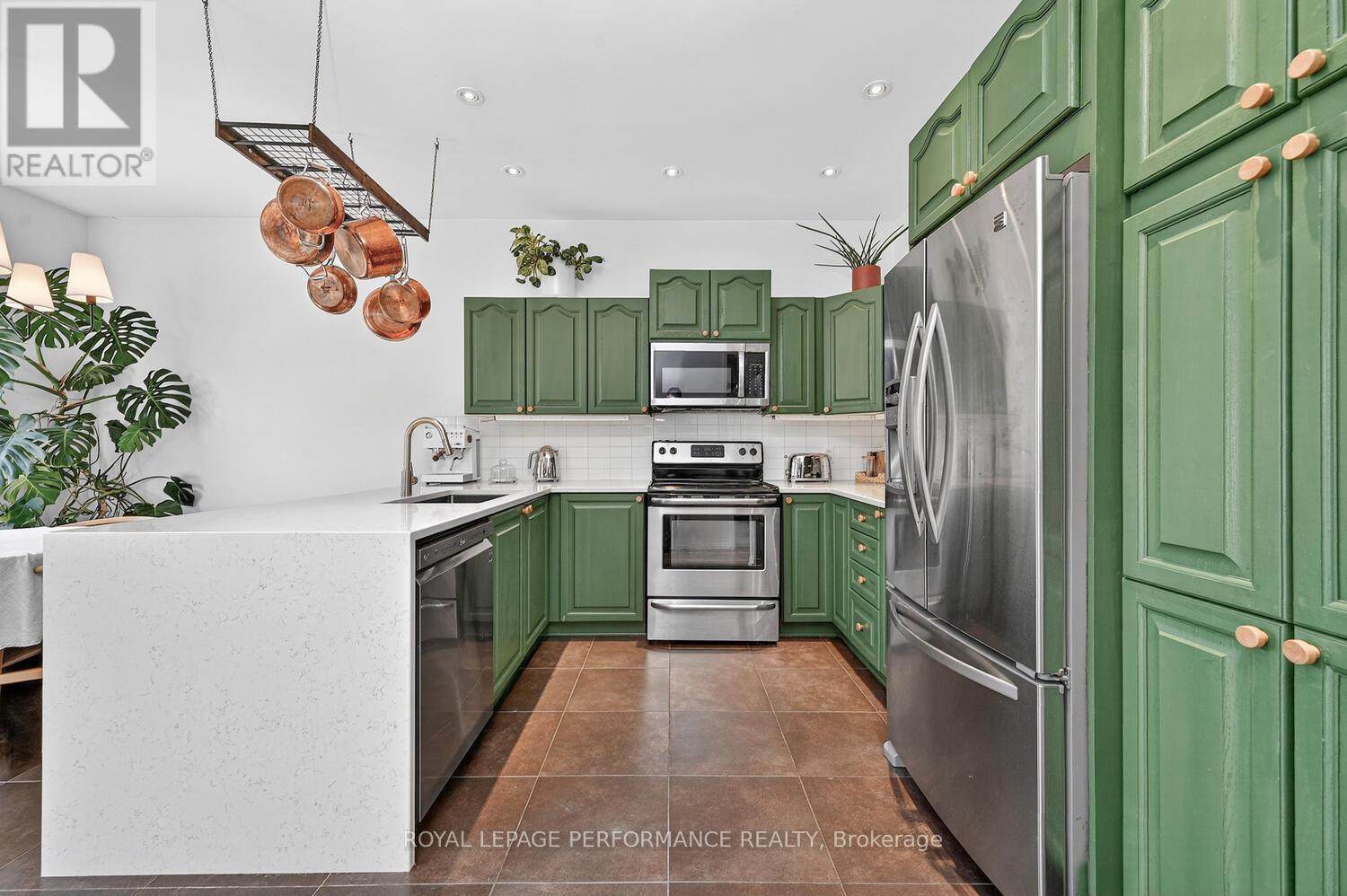 1665 Frenette Street, Ottawa, Ontario  K4A 4L4 - Photo 15 - X13049028